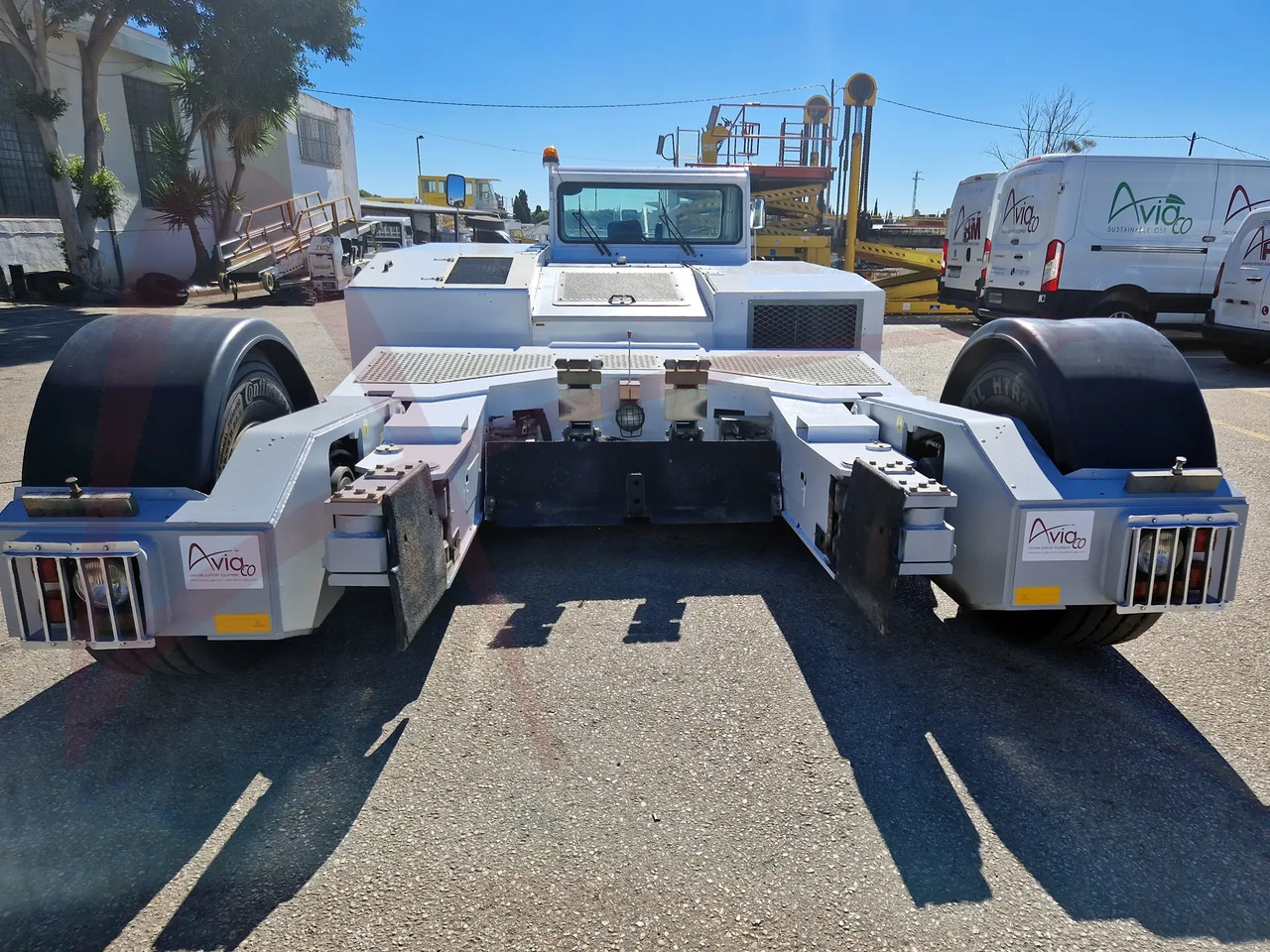 TLD TPX-200-S - Tracteur d'avions: photos 1 TLD TPX-200-S - Tracteur d'avions: photos 1