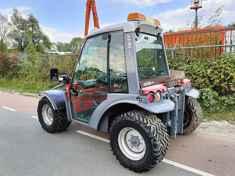 Aebi TT280 werktuigdrager maaier laag zwaartepunt - Remorque agricole: photos 3 Aebi TT280 werktuigdrager maaier laag zwaartepunt - Remorque agricole: photos 3