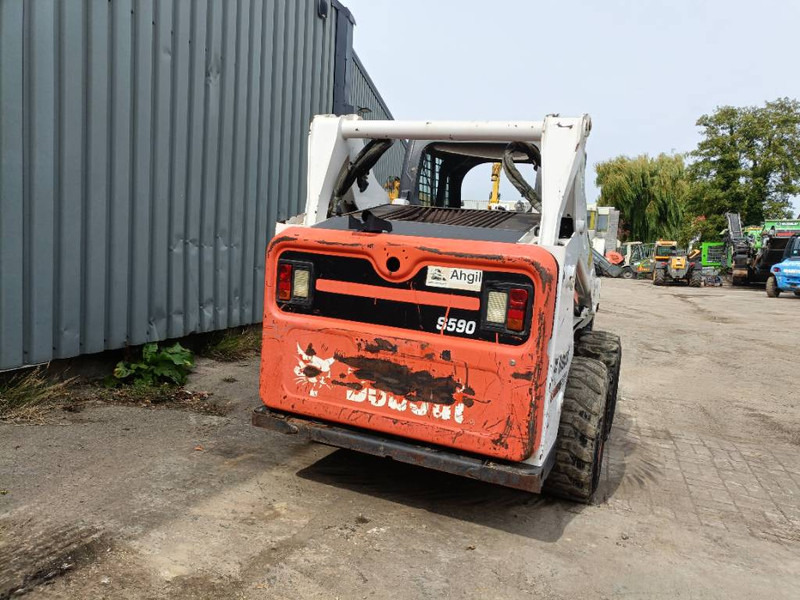 Bobcat s590 schranklader skid steer loader bucket, forks - Mini chargeuse: photos 5 Bobcat s590 schranklader skid steer loader bucket, forks - Mini chargeuse: photos 5