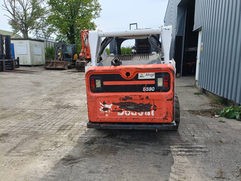 Bobcat s590 schranklader skid steer loader bucket, forks - Mini chargeuse: photos 4 Bobcat s590 schranklader skid steer loader bucket, forks - Mini chargeuse: photos 4