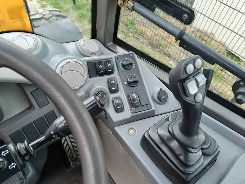 Chargeuse sur pneus Volvo L 20 F-P shovel wiellader loader lader 2012 bak: photos 17