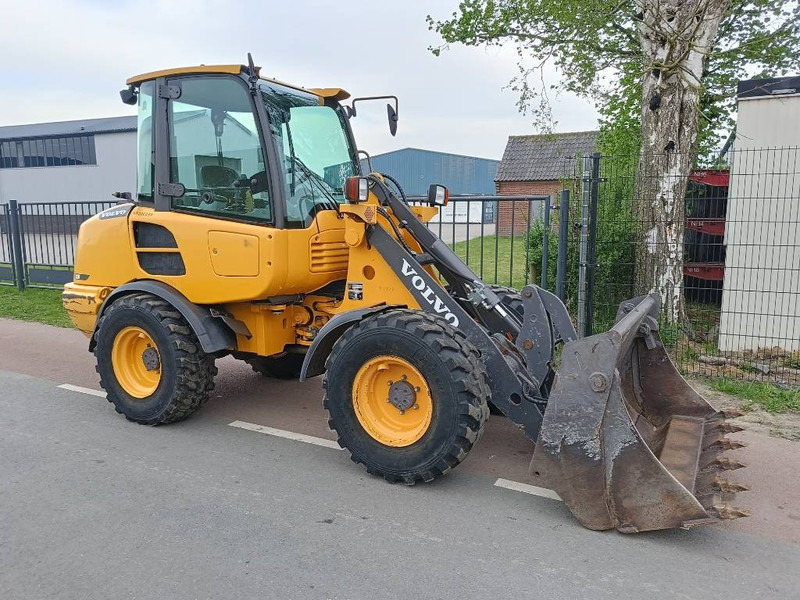 Chargeuse sur pneus Volvo L 20 F-P shovel wiellader loader lader 2012 bak: photos 9