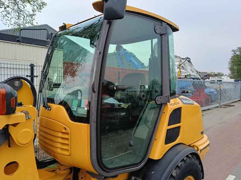 Chargeuse sur pneus Volvo L 20 F-P shovel wiellader loader lader 2012 bak: photos 14