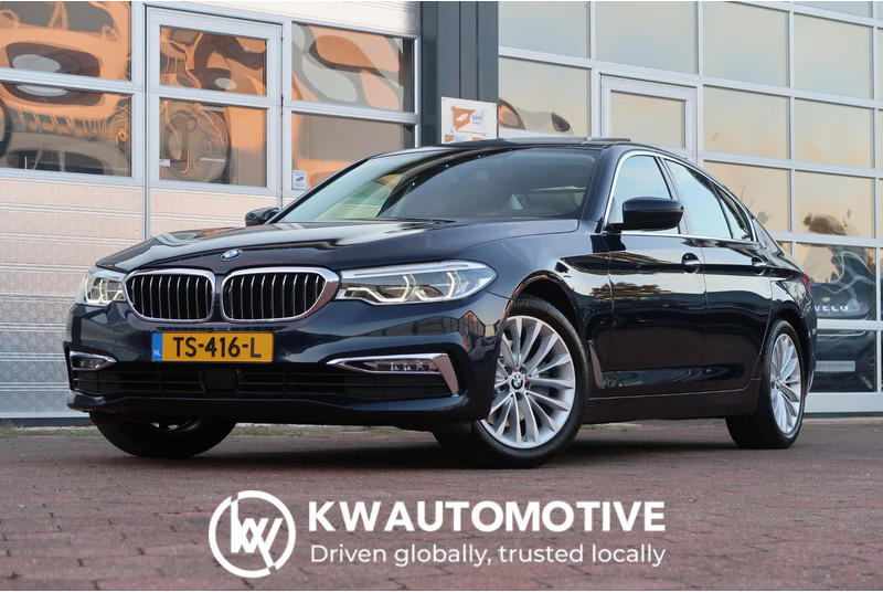 BMW 5 Serie 520i Corporate High Executive SCHUIFDAK/ NAPPA-LEDER/ ACC/ HEAD-UP/ H&K / ETC. - Berline: photos 1 BMW 5 Serie 520i Corporate High Executive SCHUIFDAK/ NAPPA-LEDER/ ACC/ HEAD-UP/ H&K / ETC. - Berline: photos 1