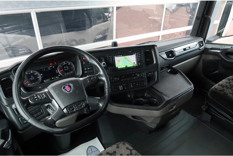 Scania S450 NGS RETARDER/ 2X TANK/ ACC/ PARK CLIMA/ DIFF LOCK - Tracteur routier: photos 2 Scania S450 NGS RETARDER/ 2X TANK/ ACC/ PARK CLIMA/ DIFF LOCK - Tracteur routier: photos 2