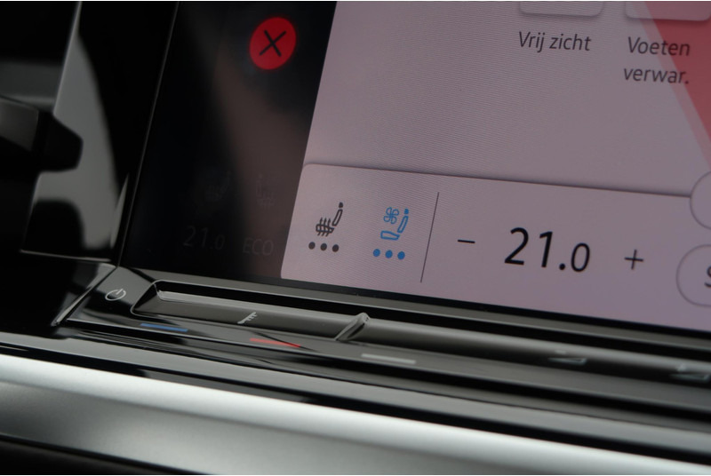 Voiture Volkswagen Multivan 1.4 eHybrid L2H1 Style ACC/ LEDER/ STOELVENTILATIE/ MASSAGE/ 360CAM/ ELEK-DEUR L+R/ KEYLESS/ FULL OPTION!: photos 16