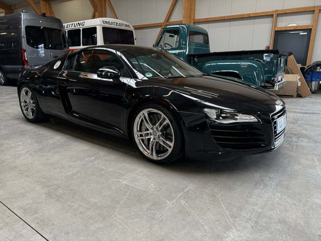 Audi R8 4.2 FSI V8 quattro Coupé - Voiture: photos 4 Audi R8 4.2 FSI V8 quattro Coupé - Voiture: photos 4