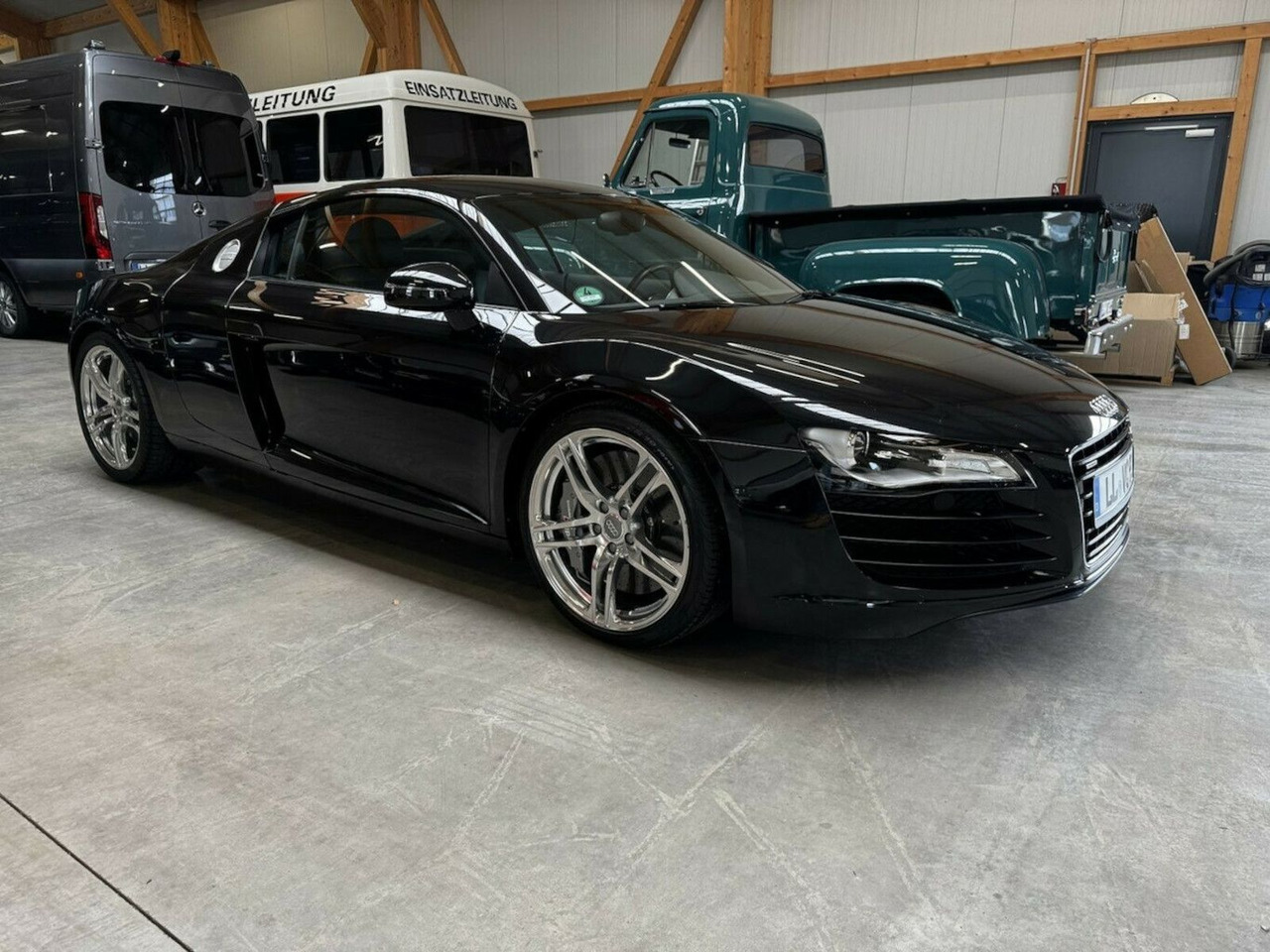 Audi R8 4.2 FSI V8 quattro Coupé Neuzustand - Coupé: photos 4 Audi R8 4.2 FSI V8 quattro Coupé Neuzustand - Coupé: photos 4