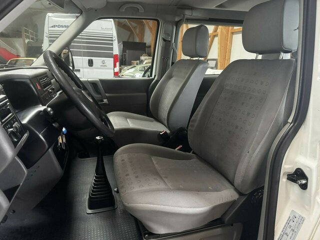 VW T4 Caravelle 2.5 TDI Syncro Sperre 1. Hand!... - Voiture: photos 5 VW T4 Caravelle 2.5 TDI Syncro Sperre 1. Hand!... - Voiture: photos 5