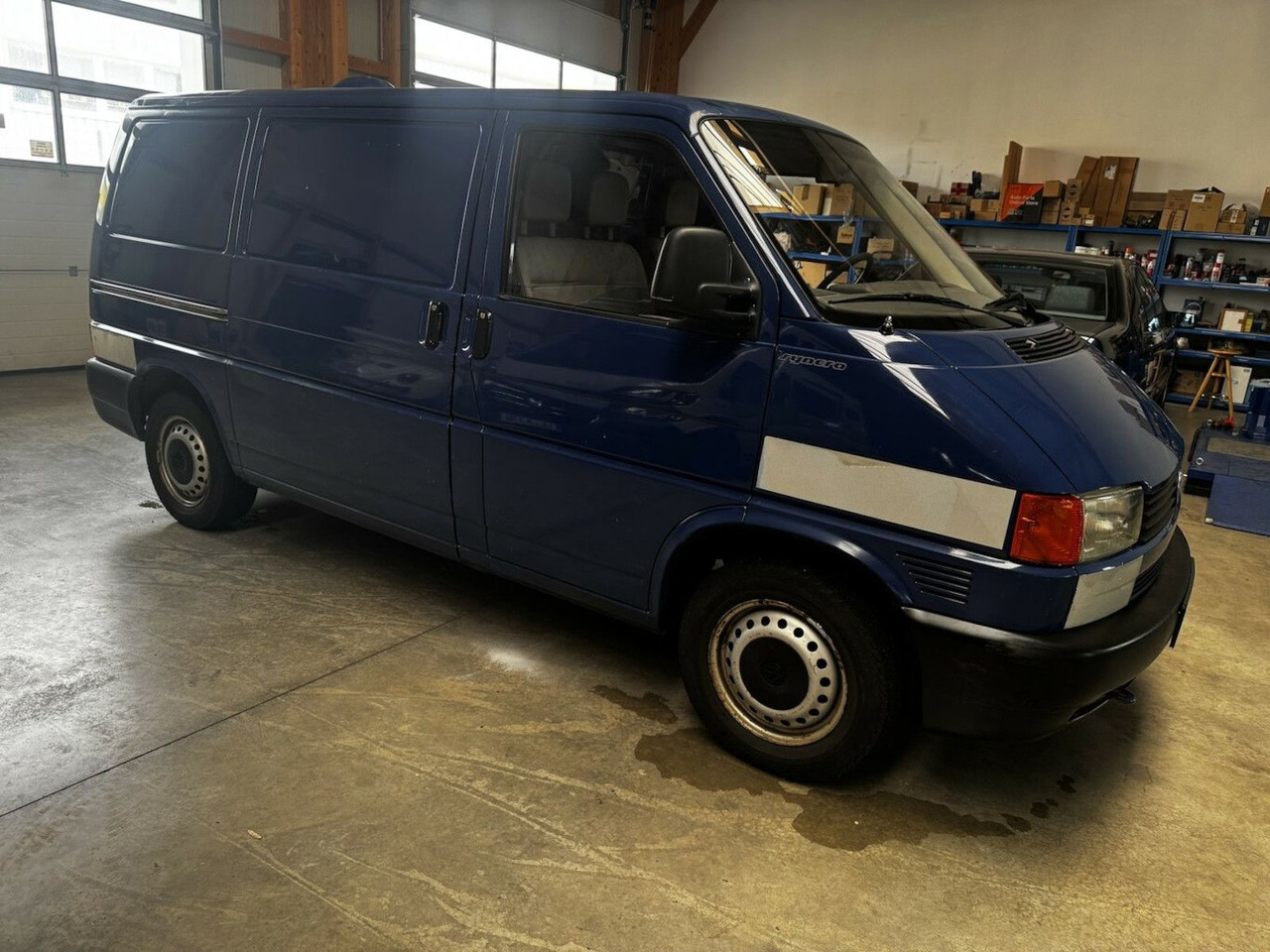 Volkswagen T4 2.5 TDI Syncro 1. Hand MwSt. awb. - Voiture break: photos 4 Volkswagen T4 2.5 TDI Syncro 1. Hand MwSt. awb. - Voiture break: photos 4