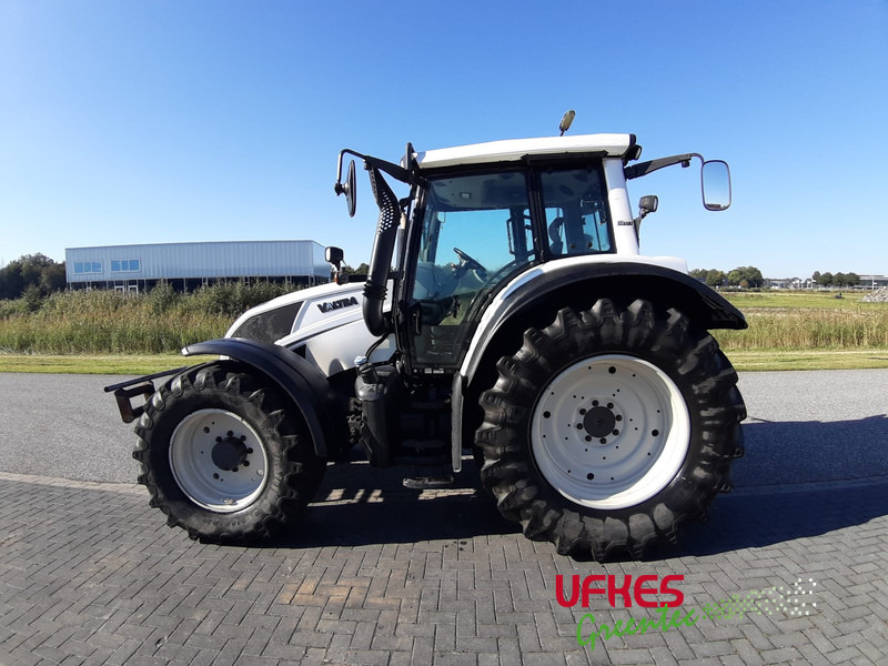 Valtra N143 Direct TwinTrac - Tracteur agricole: photos 2 Valtra N143 Direct TwinTrac - Tracteur agricole: photos 2