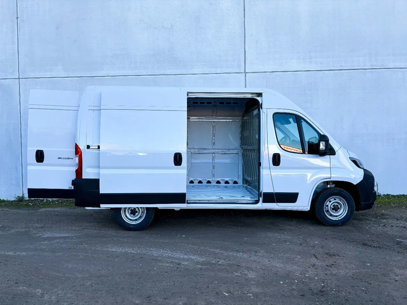 Fourgonnette neuf Peugeot Boxer Boxer L2H2 | Leasing: photos 11