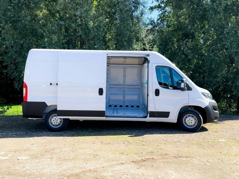 Fourgon utilitaire Peugeot Boxer Boxer L3H2 | Leasing: photos 8