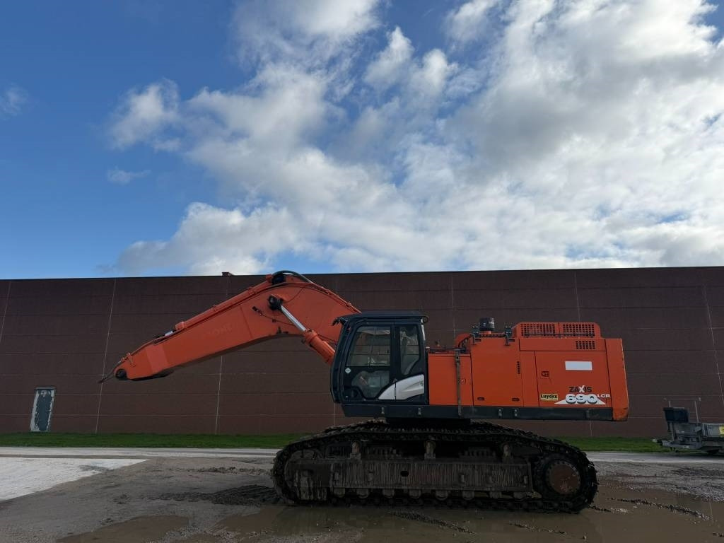 Hitachi ZX 690 LC H-6 - Pelle sur chenille: photos 3 Hitachi ZX 690 LC H-6 - Pelle sur chenille: photos 3