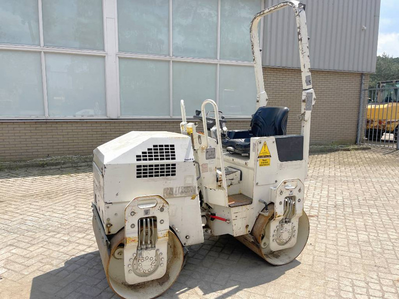 Bomag BW100ADM-2 - Compacteur: photos 2 Bomag BW100ADM-2 - Compacteur: photos 2