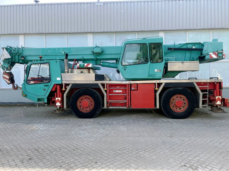 Faun ATF 30-2 L - Grue tout-terrain: photos 4 Faun ATF 30-2 L - Grue tout-terrain: photos 4
