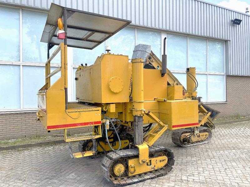POWER CURBER 5700 4253 h - Finisseur: photos 4 POWER CURBER 5700 4253 h - Finisseur: photos 4