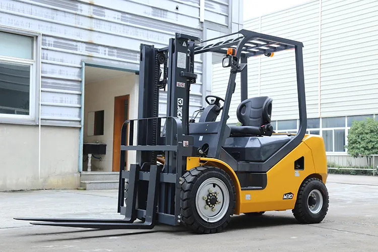 XCMG FD30T 3 ton hydraulic Fork Lift Truck Forklift With Attachments - Chariot tout terrain: photos 3 XCMG FD30T 3 ton hydraulic Fork Lift Truck Forklift With Attachments - Chariot tout terrain: photos 3