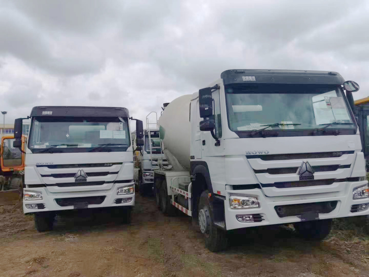 XCMG Official 2019 Year 14 Cubic Meter Second Hand Used Concrete Mixer Trucks - Camion malaxeur: photos 5 XCMG Official 2019 Year 14 Cubic Meter Second Hand Used Concrete Mixer Trucks - Camion malaxeur: photos 5