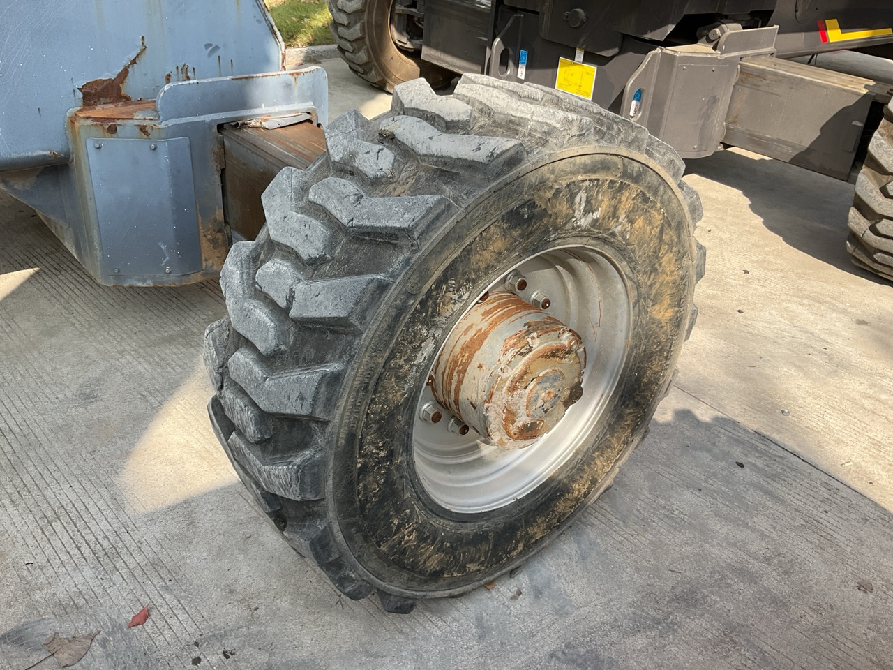 Nacelle télescopique XCMG Official GTBZ30S Used Straight Arm Lift 30m Aerial Work Platform Hot Sale: photos 8 Nacelle télescopique XCMG Official GTBZ30S Used Straight Arm Lift 30m Aerial Work Platform Hot Sale: photos 8