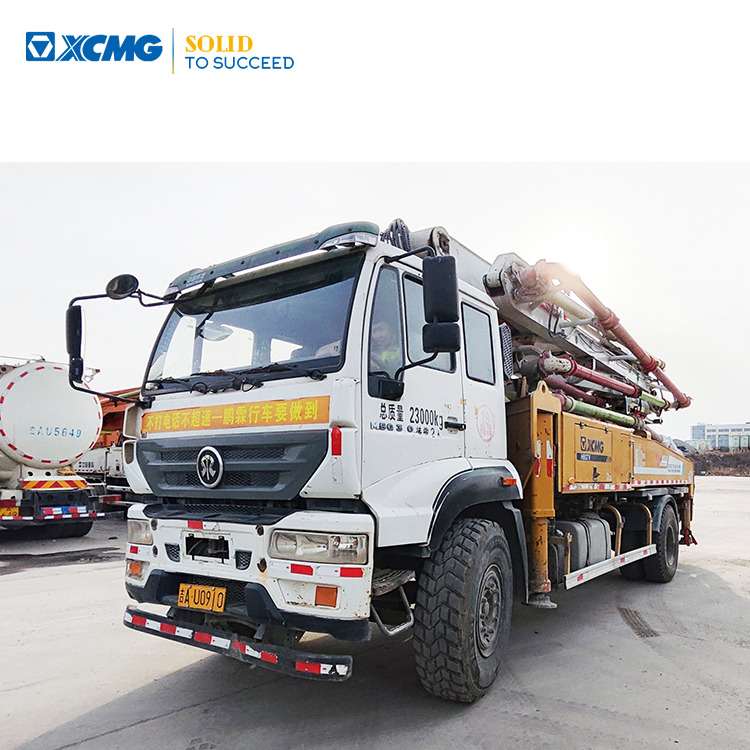 XCMG Official Used Concrete Pump Truck HB37V 37 Meters Cement Pump Machine Price For Sale - Camion pompe: photos 1 XCMG Official Used Concrete Pump Truck HB37V 37 Meters Cement Pump Machine Price For Sale - Camion pompe: photos 1