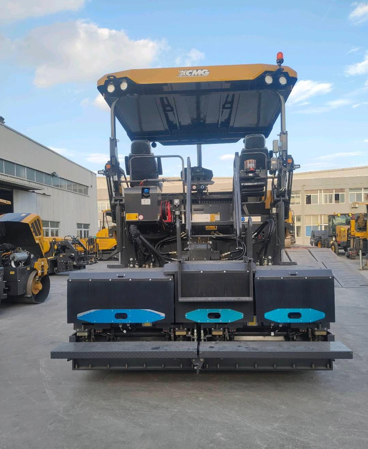 XCMG RP905IV used crawler portable concrete asphalt paver price - Finisseur: photos 2 XCMG RP905IV used crawler portable concrete asphalt paver price - Finisseur: photos 2