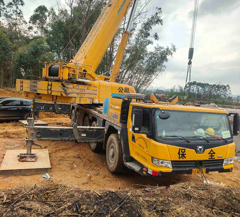 XCMG XCA220 all terrain crane hydraulic 220ton large ton crane 2021 - Grue: photos 2 XCMG XCA220 all terrain crane hydraulic 220ton large ton crane 2021 - Grue: photos 2