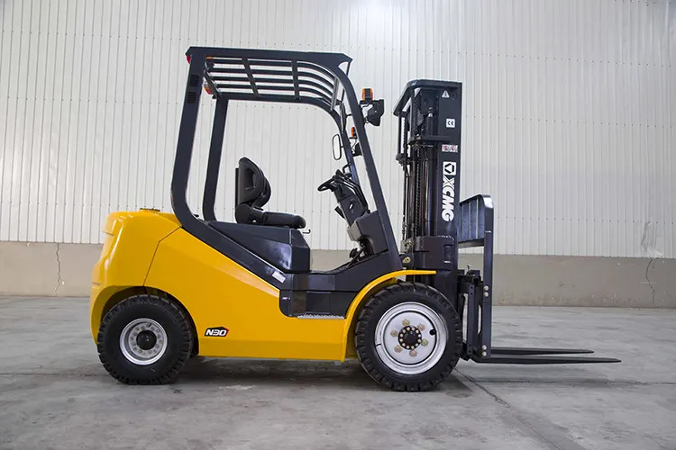 XCMG XCB30 3 ton hydraulic Fork Lift Truck Forklift With Attachments - Chariot tout terrain: photos 4 XCMG XCB30 3 ton hydraulic Fork Lift Truck Forklift With Attachments - Chariot tout terrain: photos 4