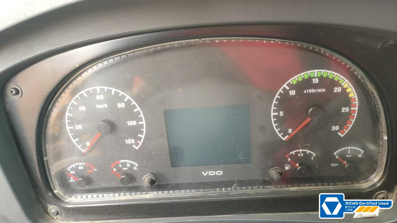 XCMG XCT130 130ton diesel second hand crane truck - Grue mobile: photos 2 XCMG XCT130 130ton diesel second hand crane truck - Grue mobile: photos 2