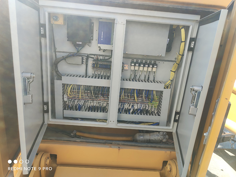 XCMG XGC200 200 tons hydraulic boom used crawler crane 2019 with good condition - Grue sur chenilles: photos 5 XCMG XGC200 200 tons hydraulic boom used crawler crane 2019 with good condition - Grue sur chenilles: photos 5