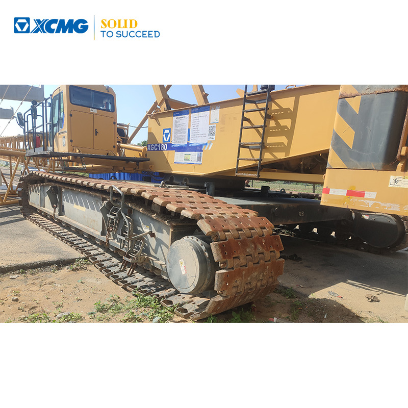 XCMG XGC200 200 tons hydraulic boom used crawler crane 2019 with good condition - Grue sur chenilles: photos 1 XCMG XGC200 200 tons hydraulic boom used crawler crane 2019 with good condition - Grue sur chenilles: photos 1