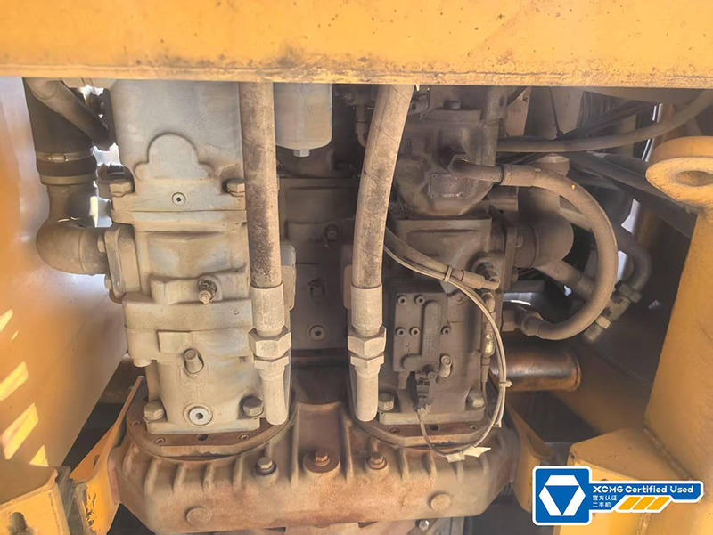 XCMG XGC500 500ton used hydraulic lift machine price - Grue sur chenilles: photos 4 XCMG XGC500 500ton used hydraulic lift machine price - Grue sur chenilles: photos 4