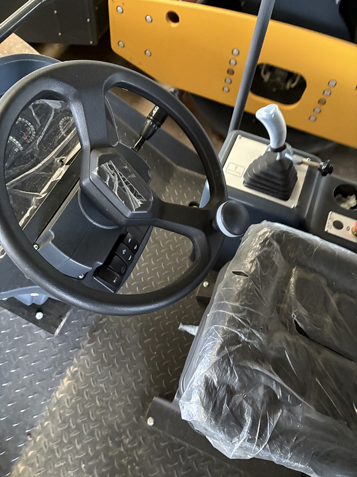XCMG XS123 12ton used hydraulic road roller price - Rouleau compresseur: photos 3 XCMG XS123 12ton used hydraulic road roller price - Rouleau compresseur: photos 3