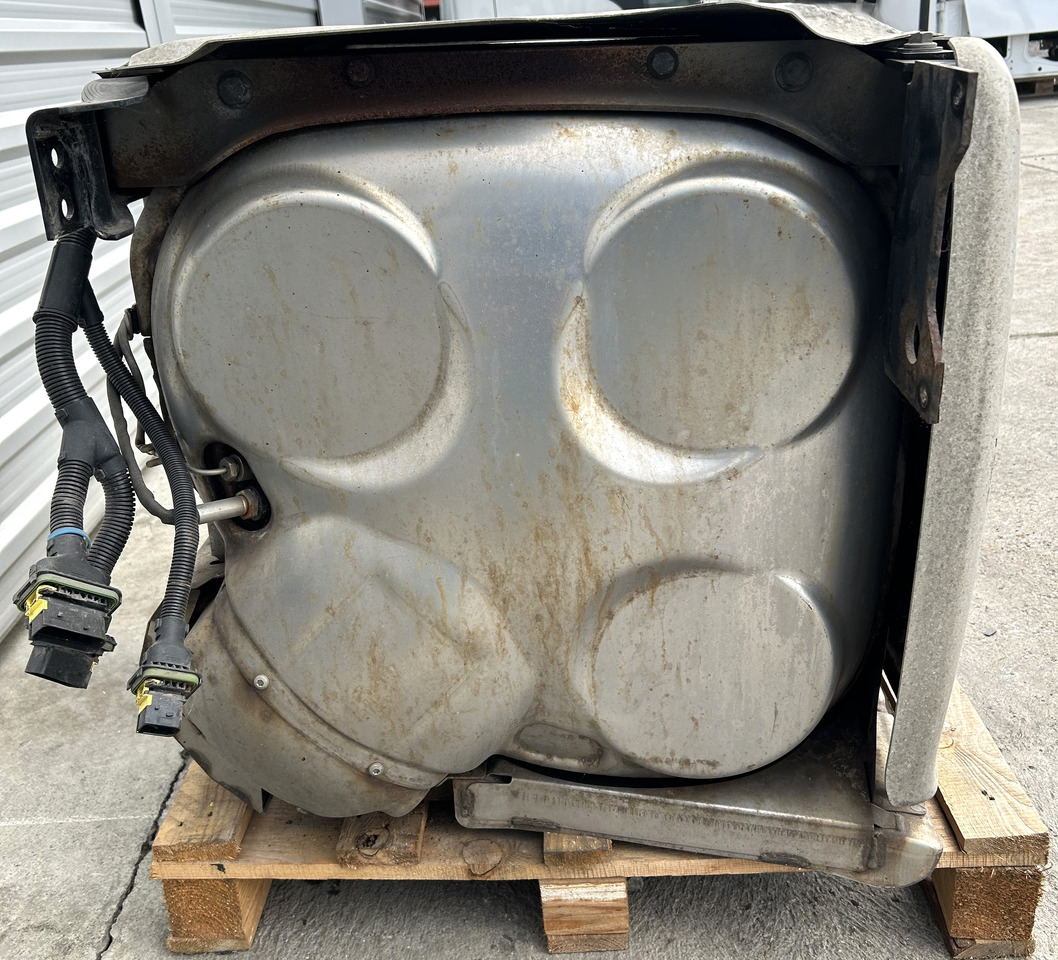 DAF CATALYTIC CONVERTER FOR DAF XF 106 BDF - Catalyseur: photos 3 DAF CATALYTIC CONVERTER FOR DAF XF 106 BDF - Catalyseur: photos 3