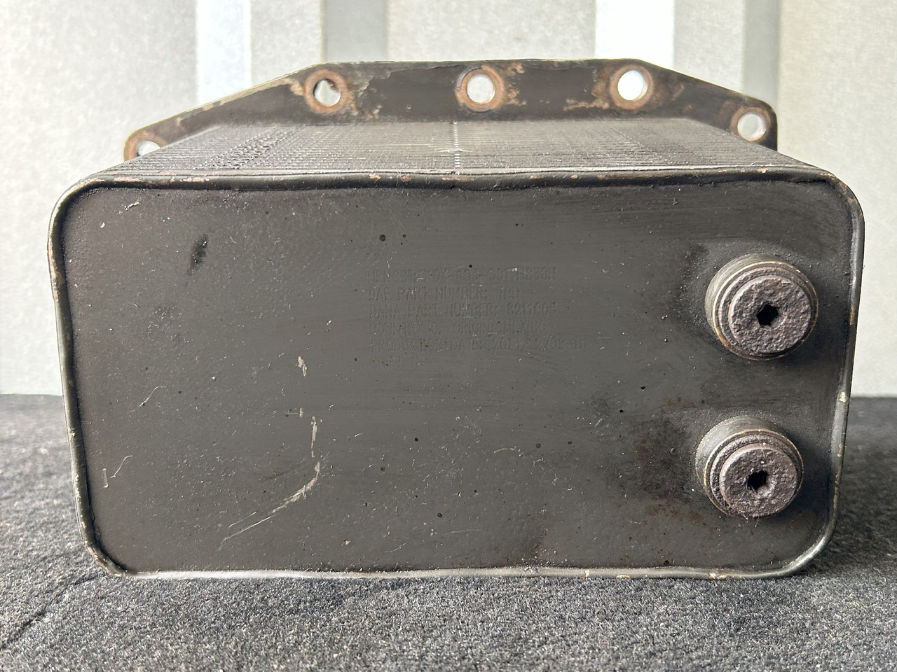 DAF XF 106 MX-11 44 OIL COOLER - Radiateur d'huile: photos 5 DAF XF 106 MX-11 44 OIL COOLER - Radiateur d'huile: photos 5