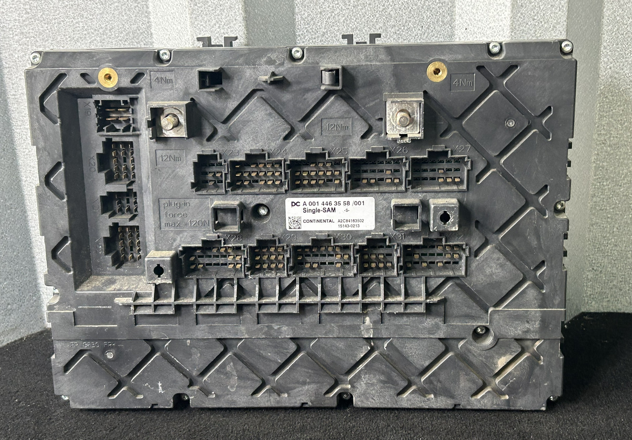 MERCEDES ACTROS MP4 A FUSE MODULE SAM - Fusible: photos 2 MERCEDES ACTROS MP4 A FUSE MODULE SAM - Fusible: photos 2