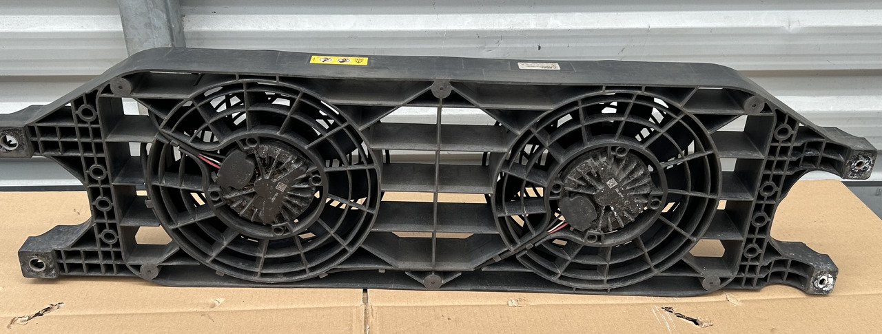 MERCEDES ACTROS MP4 Axial radiator fan - Ventilateur pour Camion: photos 3 MERCEDES ACTROS MP4 Axial radiator fan - Ventilateur pour Camion: photos 3