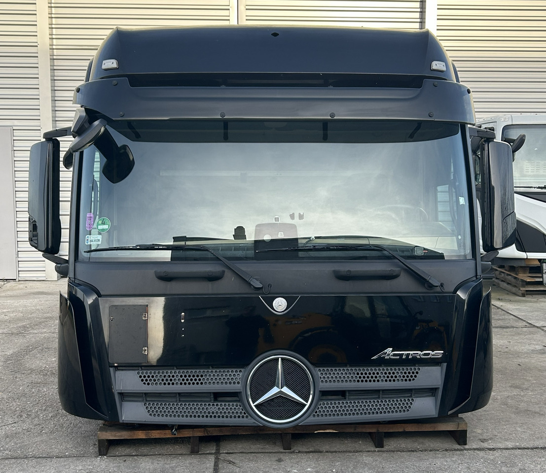 MERCEDES ACTROS MP4 L BigSpace, 2.50 m - Cabine pour Camion: photos 1 MERCEDES ACTROS MP4 L BigSpace, 2.50 m - Cabine pour Camion: photos 1