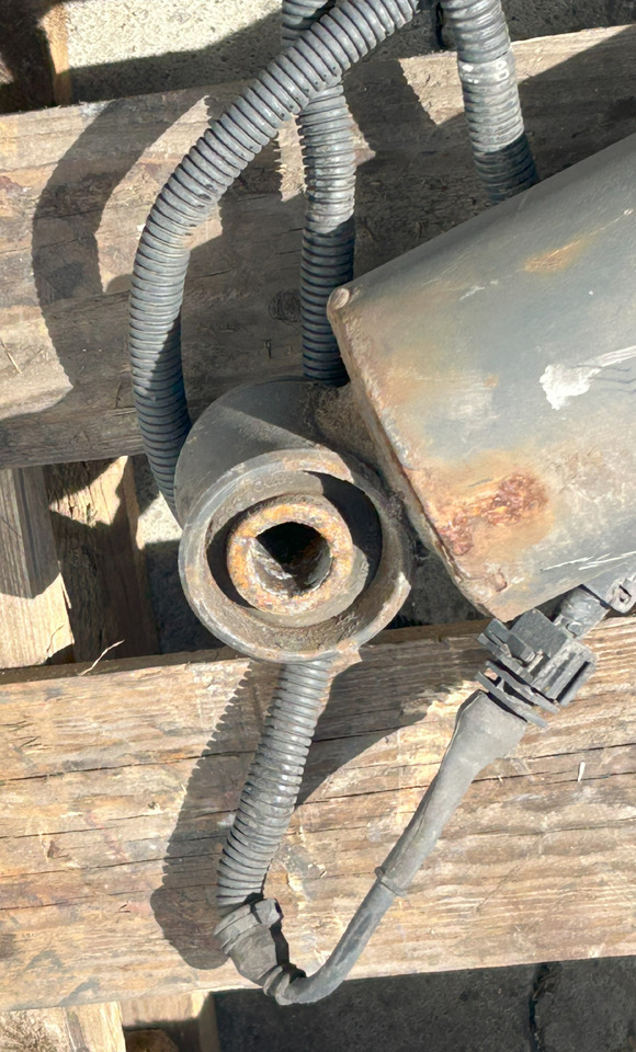 MERCEDES ACTROS MP4 SUSPENSION SHOCK ABSORBER - Amortisseurs: photos 4 MERCEDES ACTROS MP4 SUSPENSION SHOCK ABSORBER - Amortisseurs: photos 4