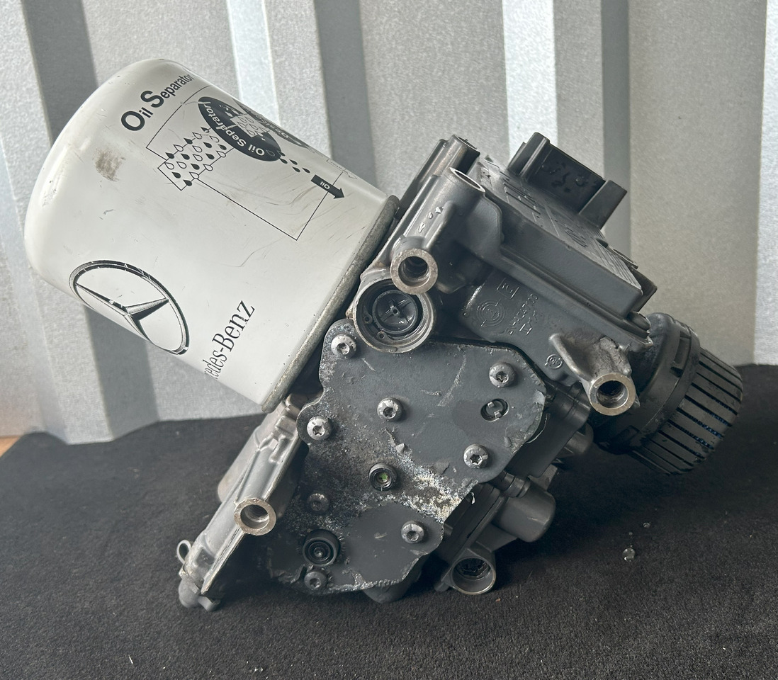 MERCEDES-BENZ ACTROS MP4 EAPU AIR DRYER EL 2204 K138271 - Pièces de frein pour Camion: photos 2 MERCEDES-BENZ ACTROS MP4 EAPU AIR DRYER EL 2204 K138271 - Pièces de frein pour Camion: photos 2