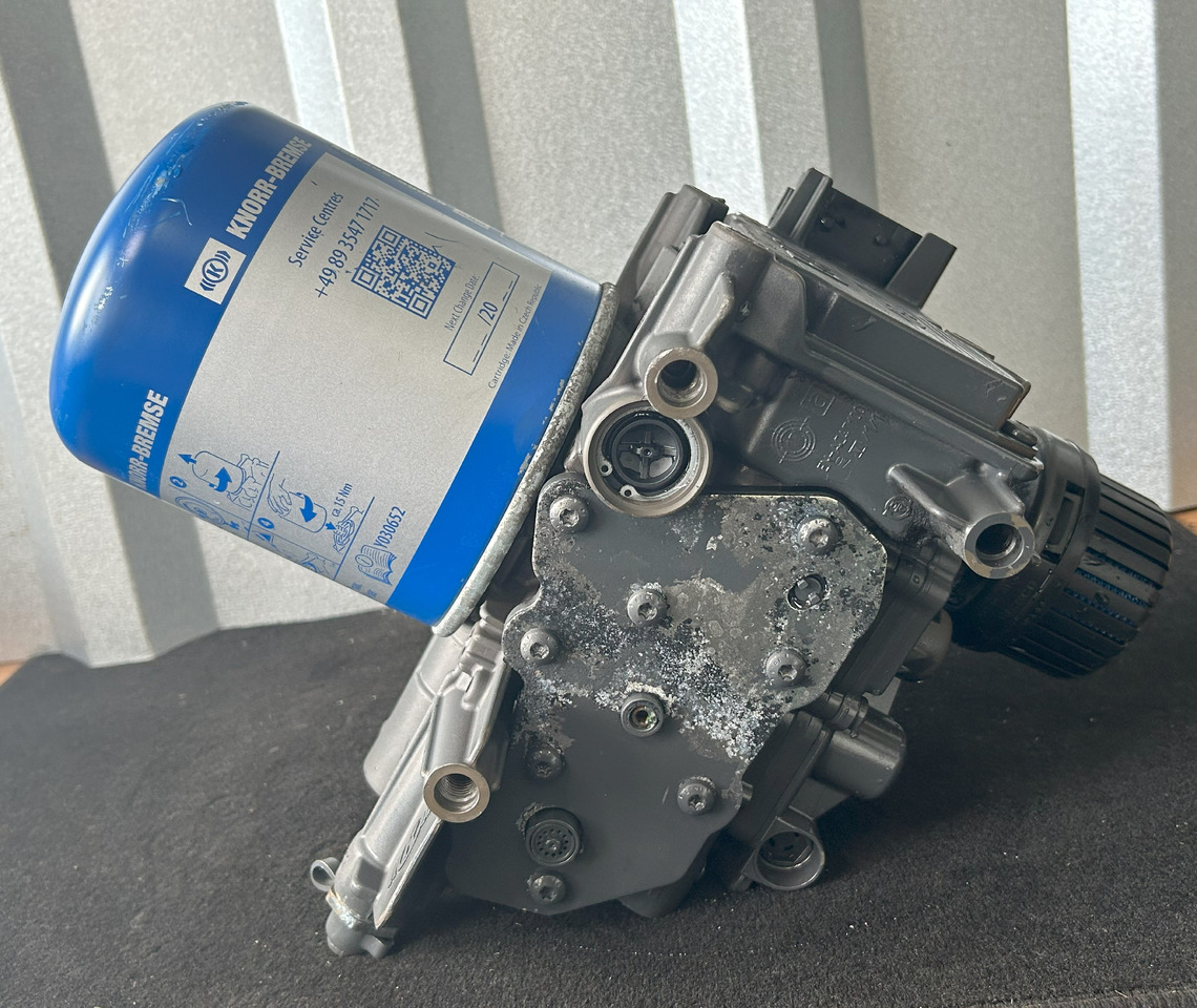 MERCEDES-BENZ ACTROS MP4 EAPU AIR DRYER - Pièces de frein pour Camion: photos 2 MERCEDES-BENZ ACTROS MP4 EAPU AIR DRYER - Pièces de frein pour Camion: photos 2