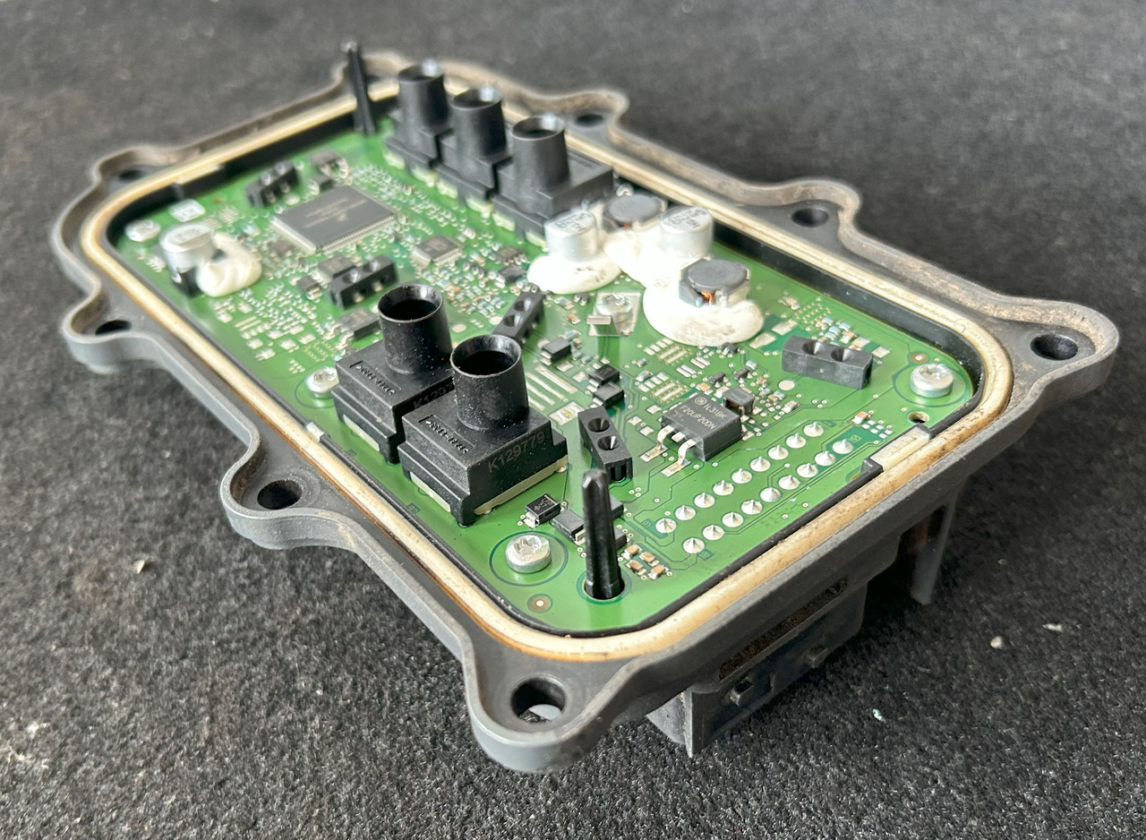MERCEDES-BENZ ACTROS MP5 EAPU ECU ELECTRONICS - Bloc de gestion: photos 4 MERCEDES-BENZ ACTROS MP5 EAPU ECU ELECTRONICS - Bloc de gestion: photos 4