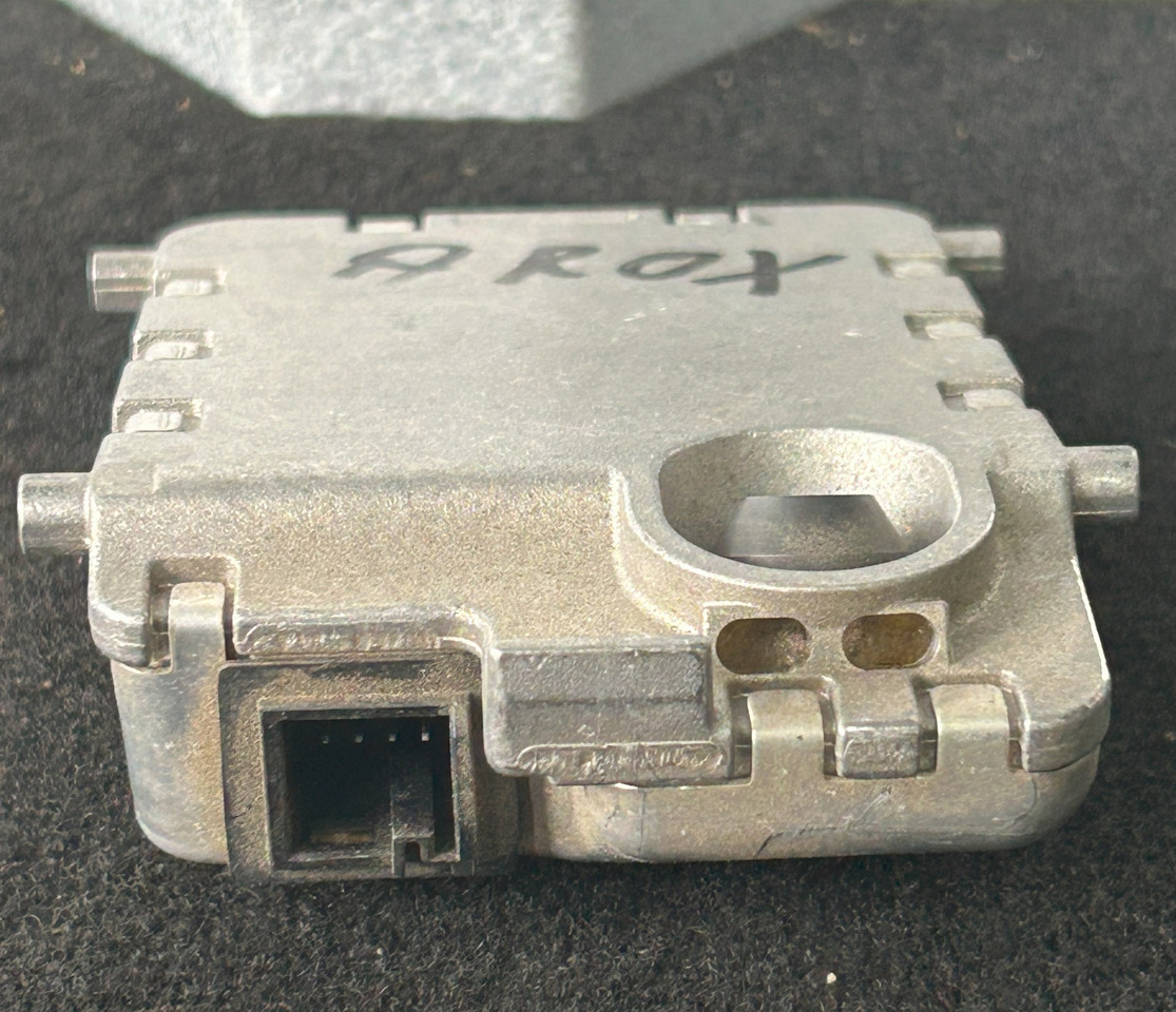 MERCEDES-BENZ AROCS MP4 WINDSCREEN CAMERA LANE ASSISTANT - Capteur: photos 4 MERCEDES-BENZ AROCS MP4 WINDSCREEN CAMERA LANE ASSISTANT - Capteur: photos 4