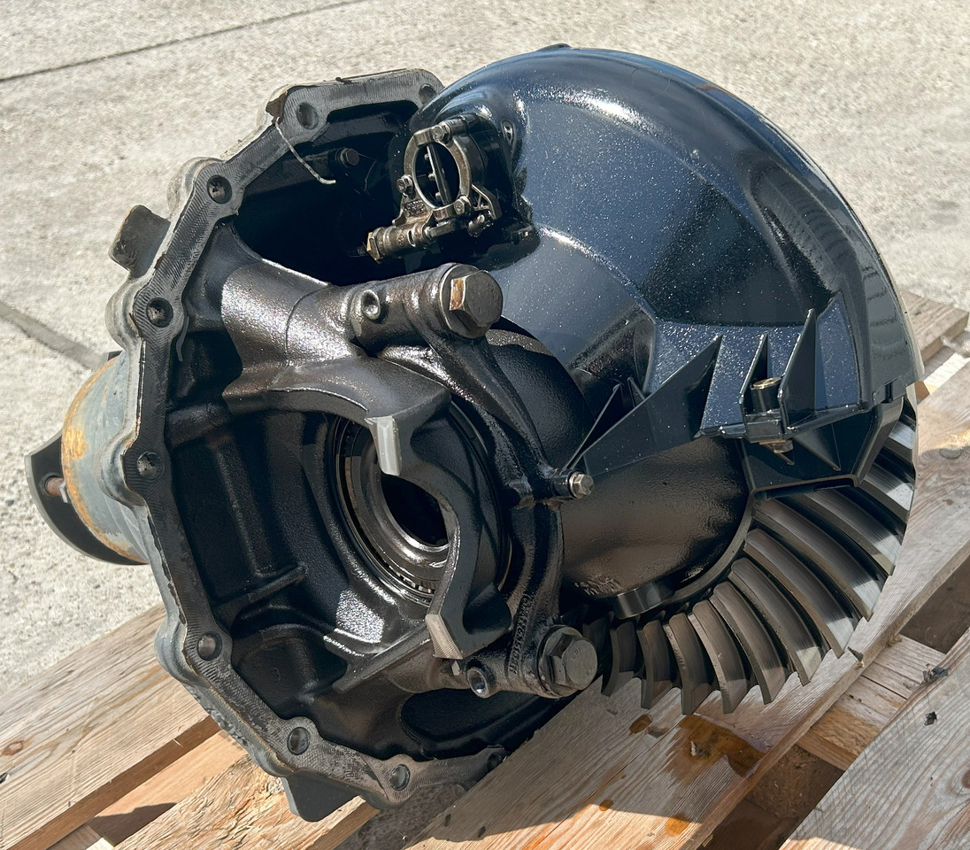 MERCEDES-BENZ DIFFERENTIAL WITH THROTTLE ACTROS MP4 R440-13 2,533 - Essieu arrière pour Camion: photos 2 MERCEDES-BENZ DIFFERENTIAL WITH THROTTLE ACTROS MP4 R440-13 2,533 - Essieu arrière pour Camion: photos 2