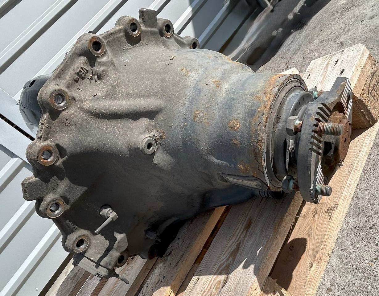MERCEDES-BENZ DIFFERENTIAL WITH THROTTLE ACTROS MP4 R440-13 2,533 - Essieu arrière pour Camion: photos 4 MERCEDES-BENZ DIFFERENTIAL WITH THROTTLE ACTROS MP4 R440-13 2,533 - Essieu arrière pour Camion: photos 4