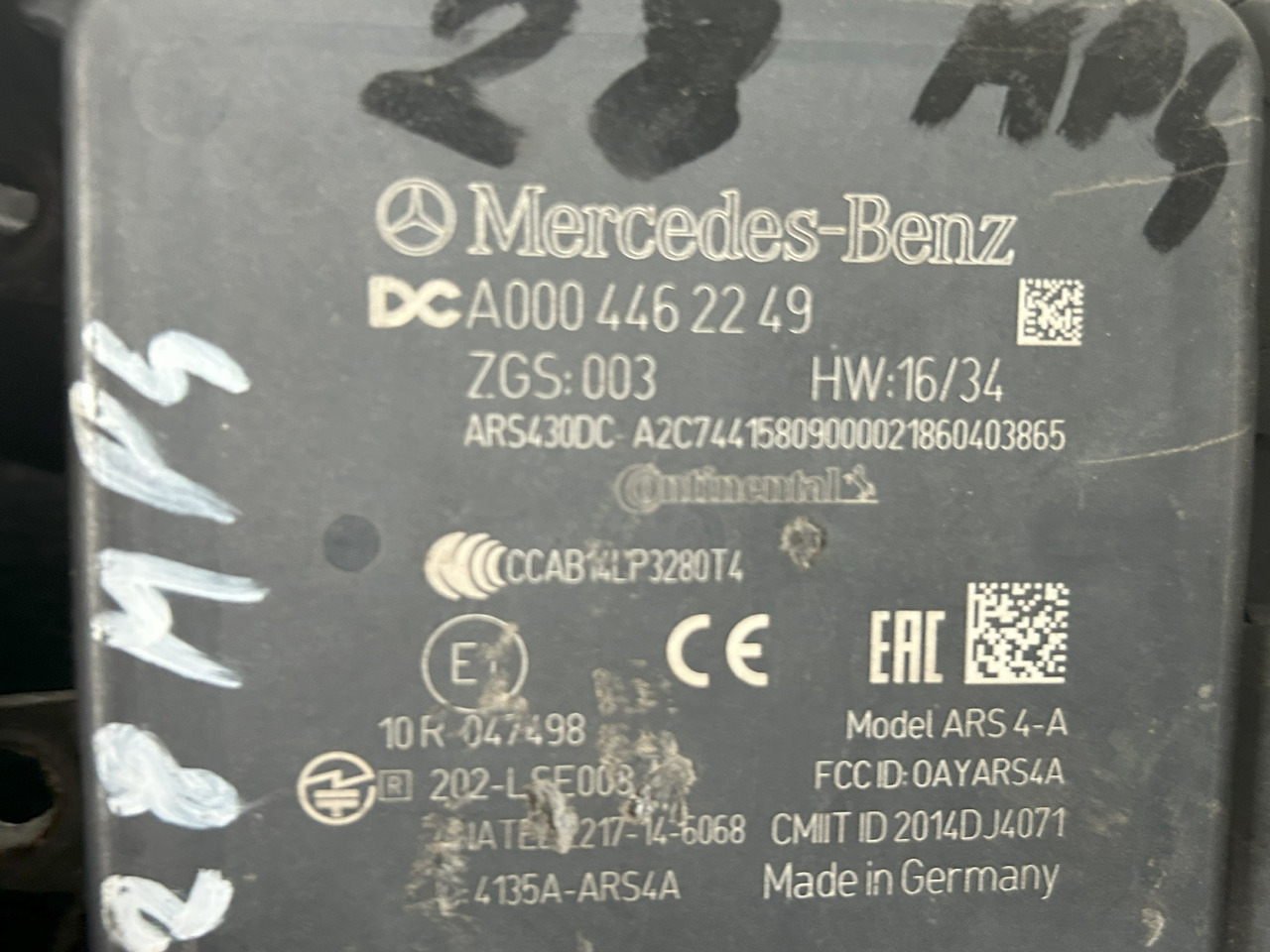 MERCEDES-BENZ RADAR DISTRONIC ACTROS MP4 - Bloc de gestion: photos 4 MERCEDES-BENZ RADAR DISTRONIC ACTROS MP4 - Bloc de gestion: photos 4