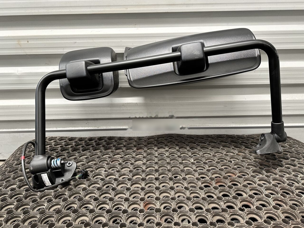 Mercedes-Benz ATEGO A9408102419 Mercedes-Benz truck - Rétroviseur pour Camion: photos 2 Mercedes-Benz ATEGO A9408102419 Mercedes-Benz truck - Rétroviseur pour Camion: photos 2