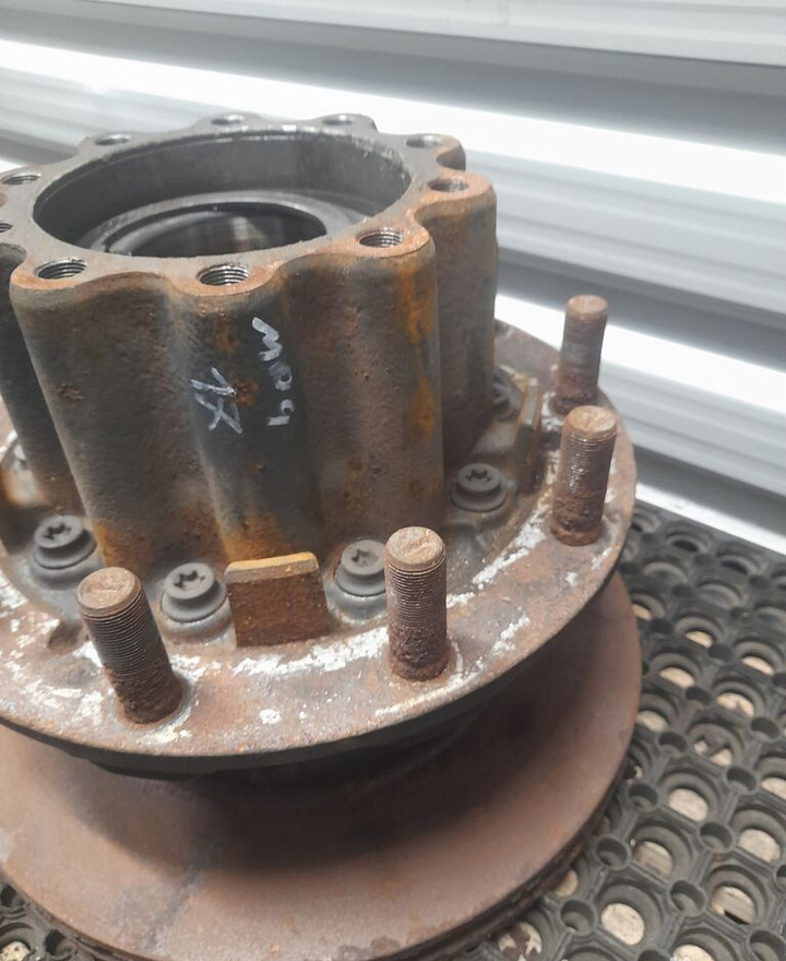 Mercedes-Benz TYŁ ACTROS MP4 - Moyeu pour Camion: photos 3 Mercedes-Benz TYŁ ACTROS MP4 - Moyeu pour Camion: photos 3