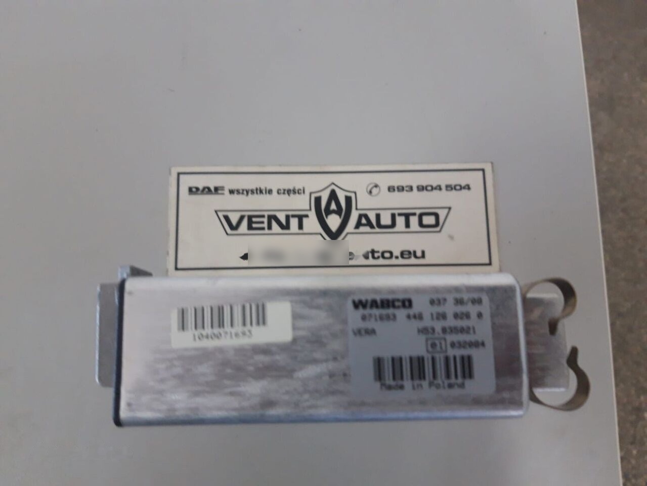 Voith RETARDER ECU 0004463115   Mercedes-Benz ACTROS truck - Bloc de gestion pour Camion: photos 3 Voith RETARDER ECU 0004463115   Mercedes-Benz ACTROS truck - Bloc de gestion pour Camion: photos 3