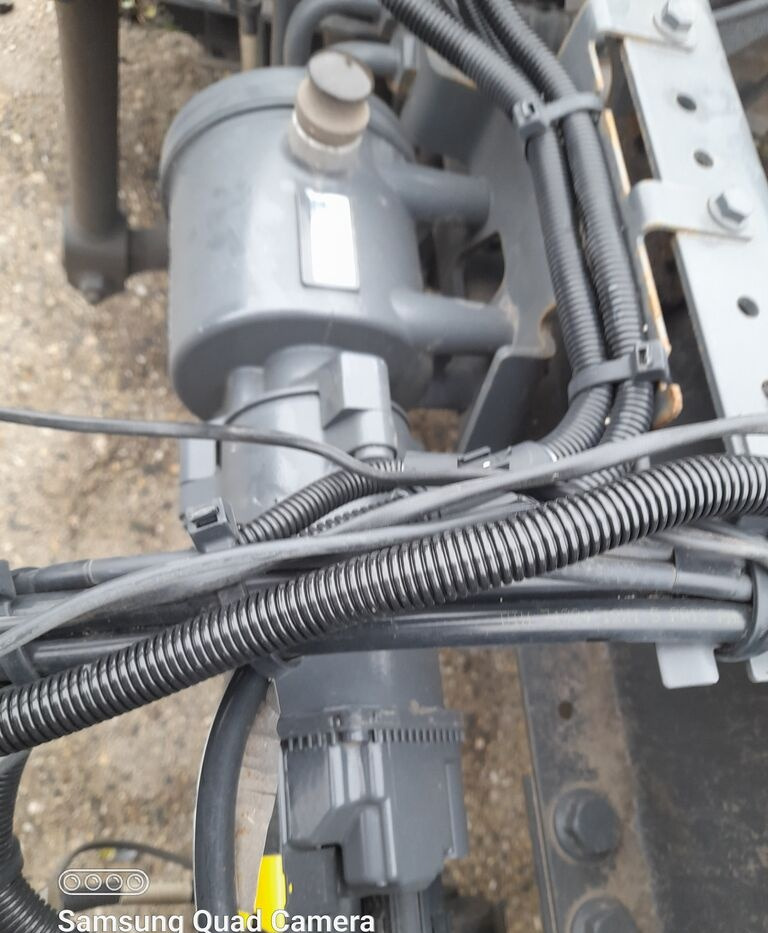 ZASILACZ EHS OSI SKRĘTNEJ DAF XF 106 2022876 2347769 DAF XF 106 LIFT truck - Système électrique pour Camion: photos 3 ZASILACZ EHS OSI SKRĘTNEJ DAF XF 106 2022876 2347769 DAF XF 106 LIFT truck - Système électrique pour Camion: photos 3
